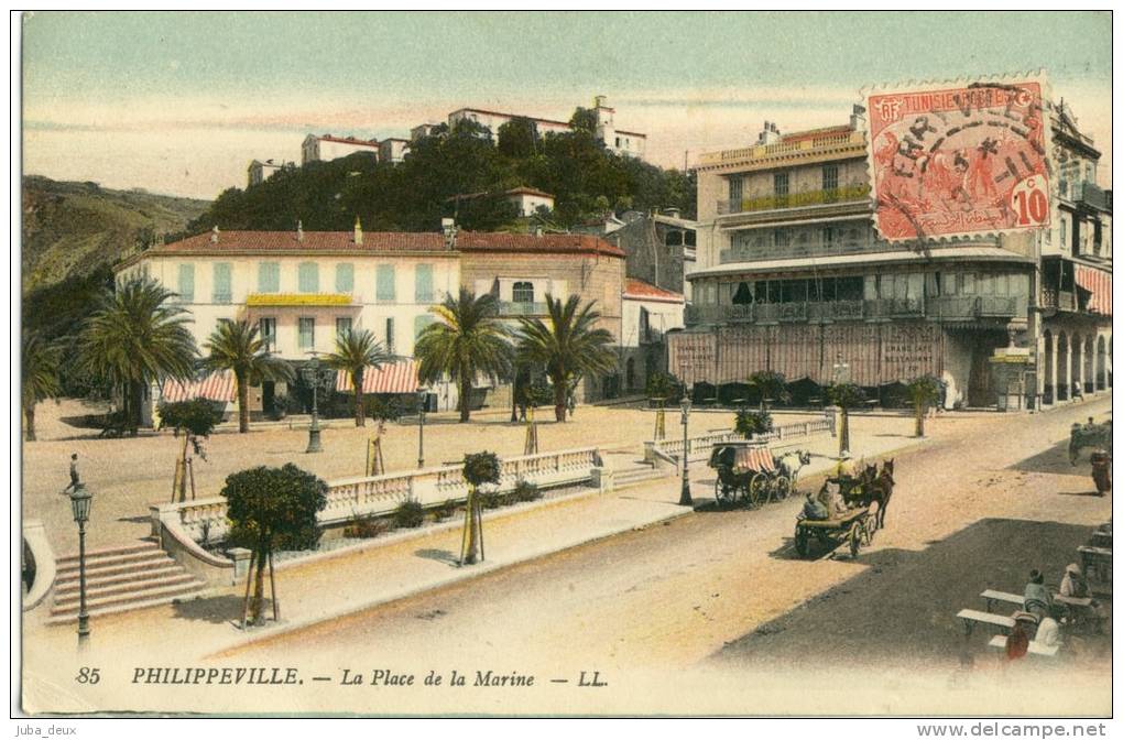 Philippeville .  La Place de la Marine .  Beaux coloris .  SUPERBE ANIMATION .