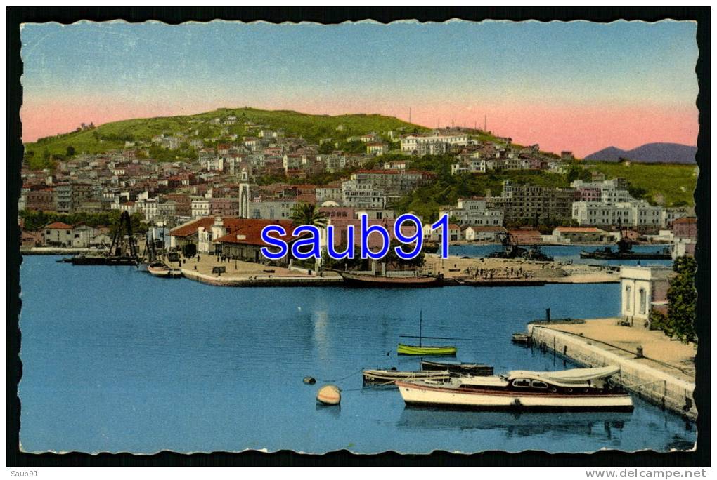 Philippeville -  Vue générale prise du Port -   Réf  24130