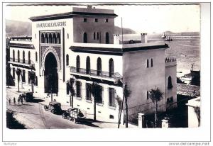 algérie philippeville , la banque de l´Algérie , camions