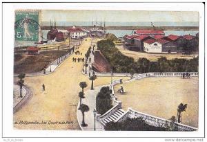PHILIPPEVILLE , LES QUAIS ET LE PORT