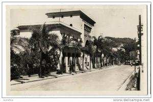 ALGERIE  PHILIPPEVILLE  AVENUE DE LA REPUBLIQUE ET BANQUE DE L ALGERIE