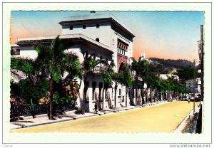 CPSM  ALGERIE PHILIPPEVILLE Avenue de la Republique et la Banque de l´Algerie