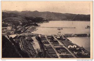 ALGERIE - PHILIPPEVILLE - La Gare et les Quais pris en Avion