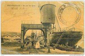 NEW CPA TOILEE 1915  ALGERIE *** UN COIN DES QUAIS *** PHILIPPEVILLE