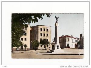 Souk Ahras , la place du monument (Algérie)