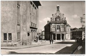 Algérie > Souk Ahras - La Mairie et le Théâtre   * PRIX FIXE