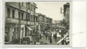 SOUK AHRAS  RUE VICTOR HUGO  VOITURE PERSONNAGES  ESSO  GRANDE ANIMATION