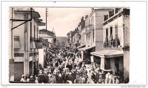CPSM ALGERIE - SOUK-AHRAS ( Constantine ) - Rue Cheikh Benbadis - Superbe Animation de Rue