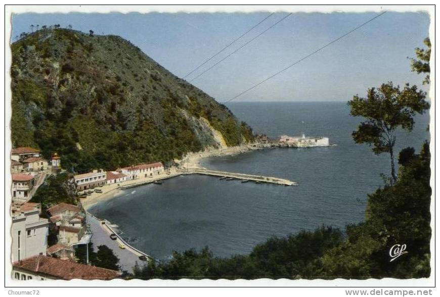 (Algérie) Philippeville 001, CAP 792, Le Port de Stora, non voyagée, bon état, pliure angle sup droit