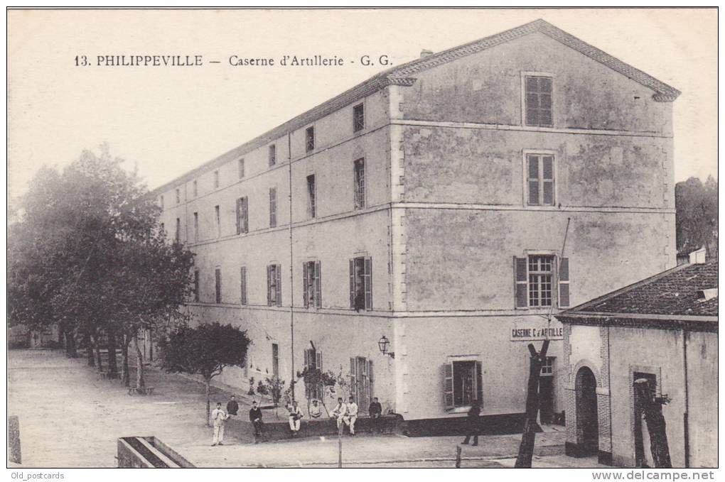 PHILIPPEVILLE - CASERNE d'ARTILLERIE - G.G. (ref 2831)