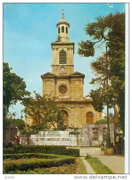 CP.   SKIKDA.  L'EGLISE.  petit  accroc  haut  droit