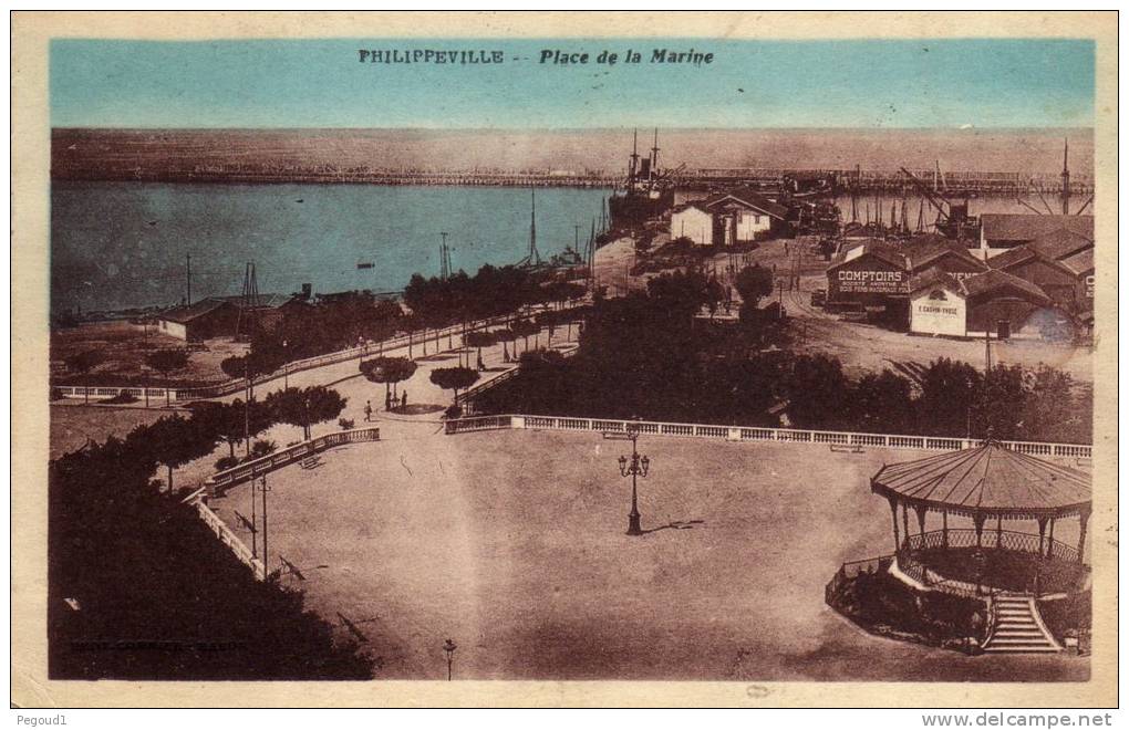 CARTE POSTALE ANCIENNE.  ALGERIE. PHILIPPEVILLE. SKIKDA. PLACE DE LA MARINE.KIOSQUE A MUSIQUE.1932.