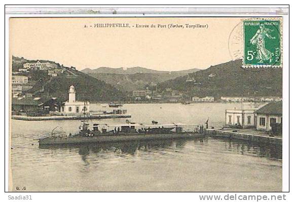 PHILIPPEVILLE  ENTREE  DU  PORT    (FORBAN  TORPILLEUR)          TBE               1I975