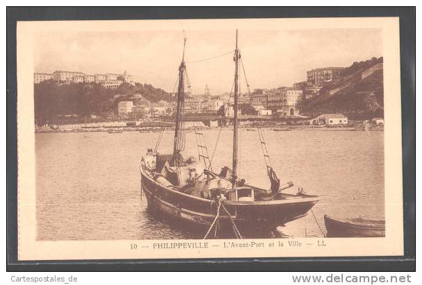CPA Philippeville, L'Avant Port et la Ville