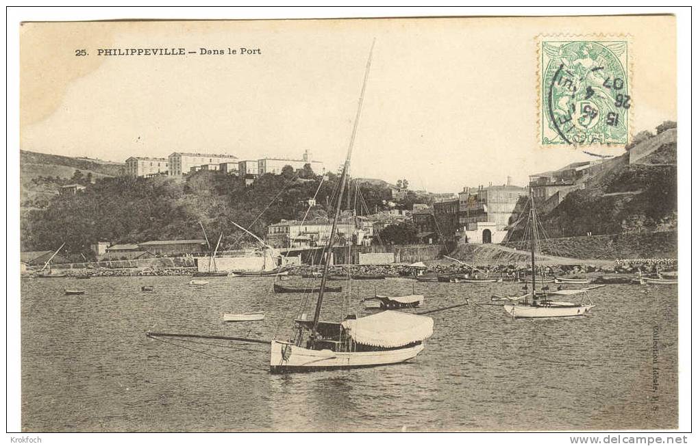 Philippeville Skikda - dans le port - bateau
