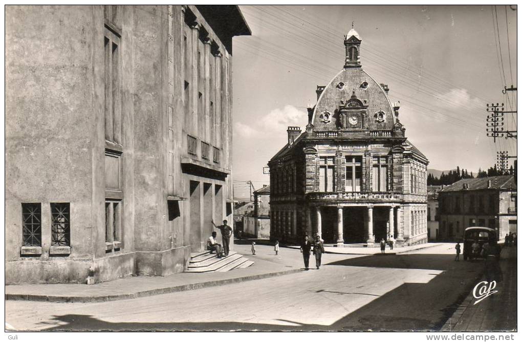 Algérie > Souk Ahras - La Mairie et le Théâtre   * PRIX FIXE