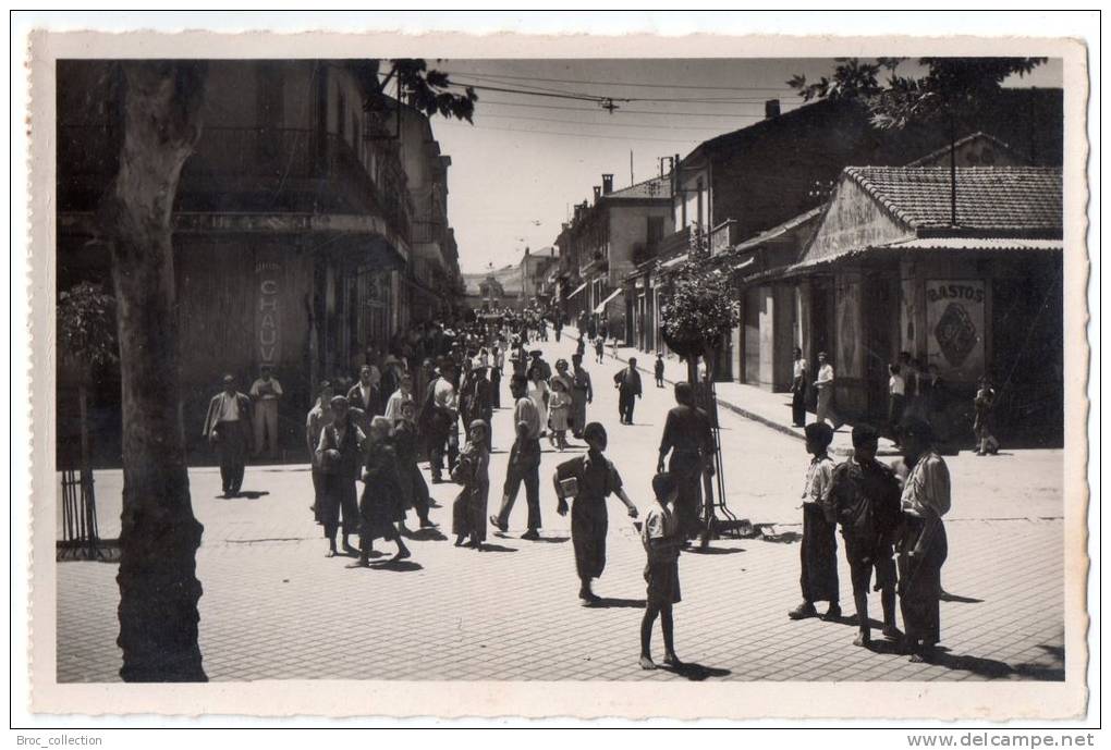 Souk-Ahras, rue Victor-Hugo, photo Mikalef, éd. Bousdira
