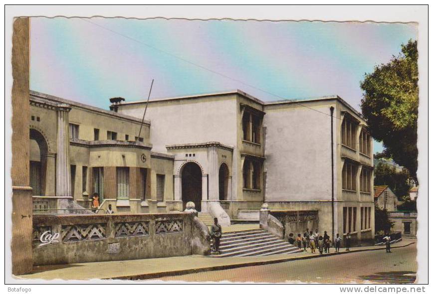 CPM SOUK AHRAS, LE GROUPE SCOLAIRE