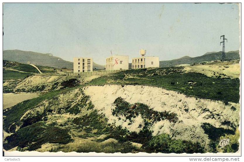 Souk Ahras  Vue vers les Batiments de la Gendarmerie  cpsm format  cpa