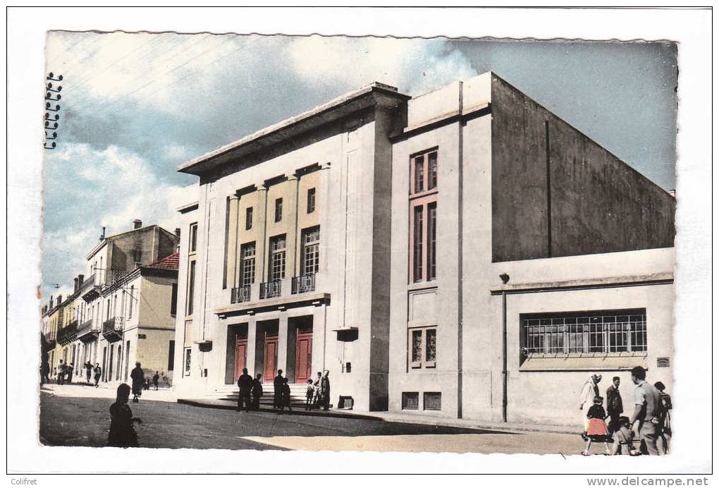 Souk-Ahras       Le Théâtre