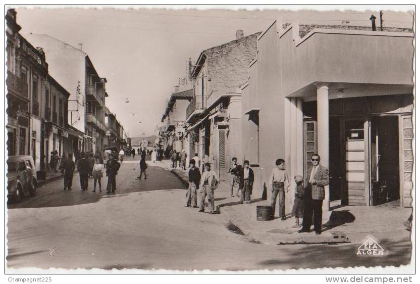 CPSM ALGERIE SOUK AHRAS Rue Victor Hugo Animation Pub Esso