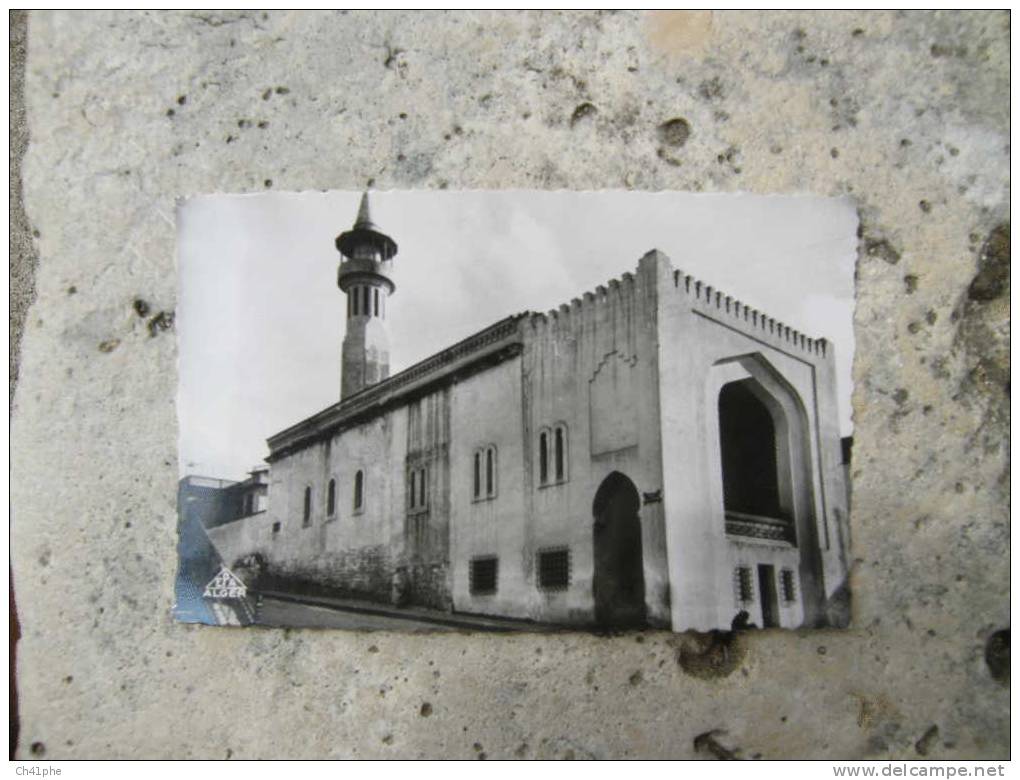 SOUK AHRAS / LA MOSQUEE