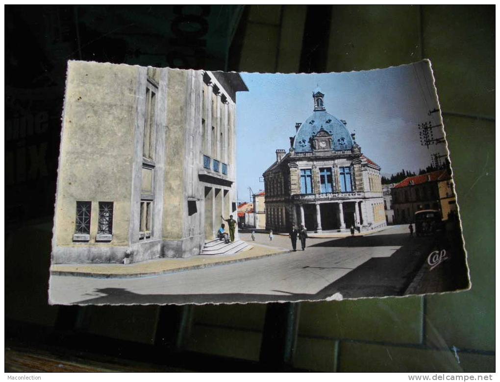 Souk Ahras mairie et tHeatre