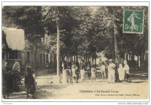 Carte Postale Ancienne Algérie - Tébessa. Le Square Lucas