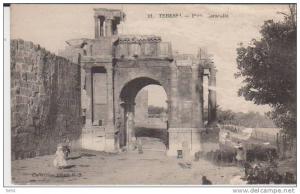Algérie Tébessa porte Caracalla