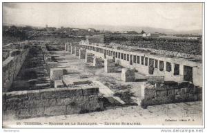 Tebessa  ruines de la basilique écuries romaines