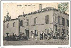 Tébessa (Algérie)  La Mairie  avec européens env 1907 (animée).