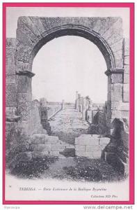 1350 - ALGERIE -  TEBESSA - Porte extérieure de la Basilique Bysantine