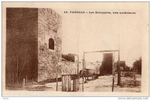 NK-DV 048-Algérie-Tébessa-Les Remparts-Vue Extérieure-