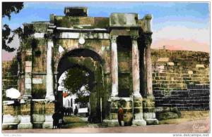 TEBESSA - Porte Caracalla