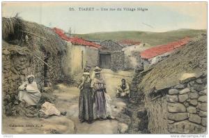 ALGERIE 123  CPA  TIARET une rue du village nègre      belle carte