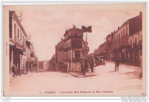 ALGERIE TIARETLE TRIBUNAL CARREFOUR RUE BUGEAUD ET RUE CAMBON.CPA BON ETAT