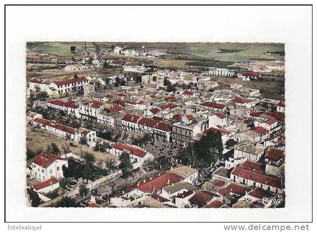 (j)* Tébéssa   Vue générale