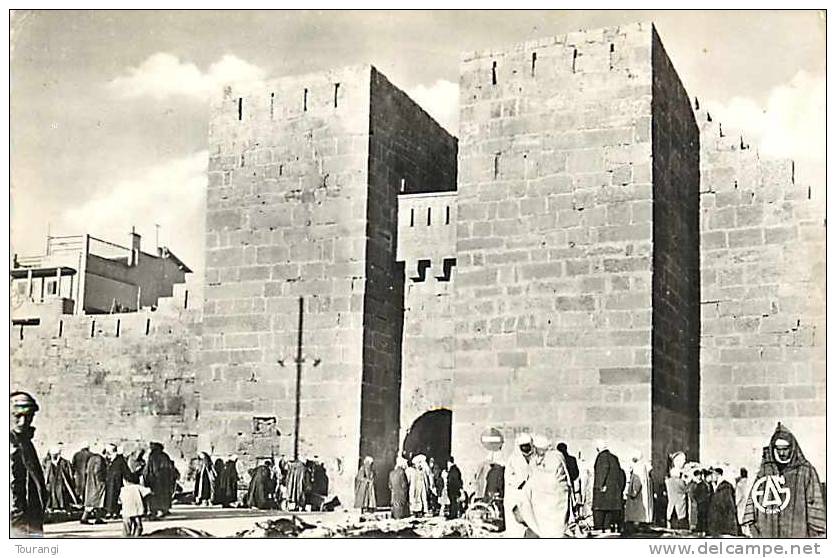 Fev13 266  Tébessa  -  Porte Salomon