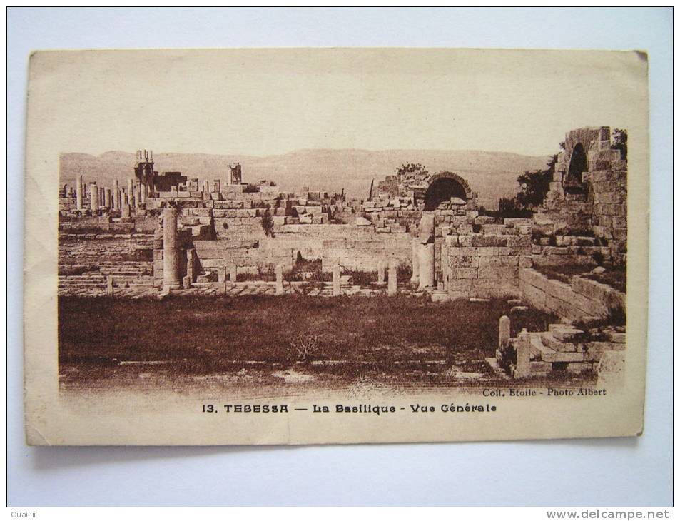 cpa, très belle vue, Tebessa, la basilique, vue générale