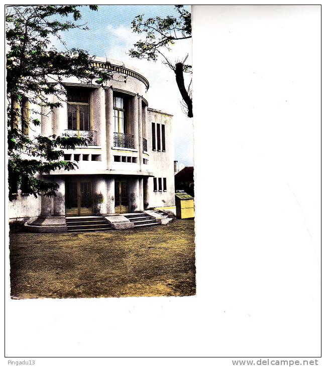 Tébessa Salle des  Fêtes Cinéma Théâtre