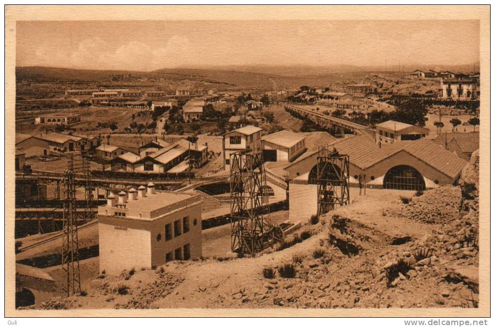 Algérie (Tébessa)-Mine du DJEBEL-KOUIF-Cie des Phospates de Constantine-vue panoramique, trainage El Bey *PRIX FIXE