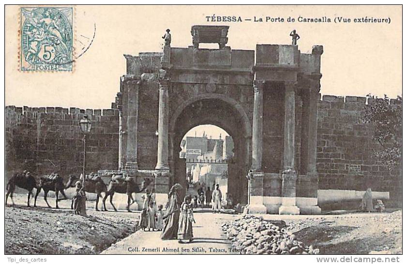 Algérie - Tébessa - La Porte de Caracalla, Vue extérieure