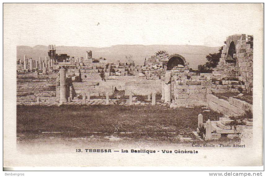 Tébessa   la basilique vue générale