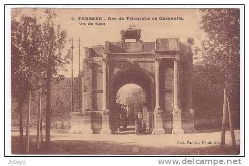 Tébessa - Arc de Triomphe de Caracalia - Vue de face