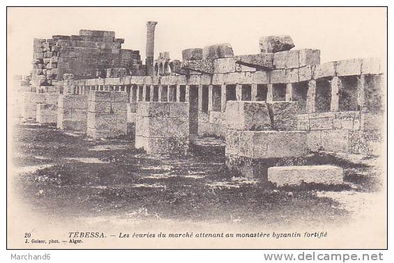 ALGERIE.TEBESSA.LES ECURIES DU MARCHE ATTENANT AU MONASTERE BYSANTIN FORTIFIE