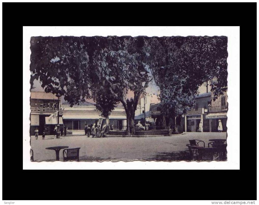 TEBESSA N° 12 - LA PLACE DE LA CASBAH