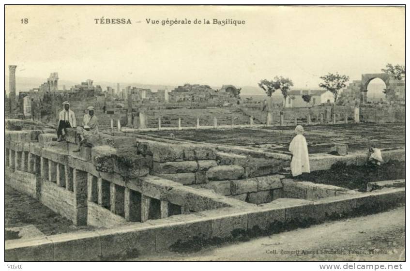CPA - ALGERIE - TEBESSA  Vue générale de la Basilique (circulée, 1906)  animée.