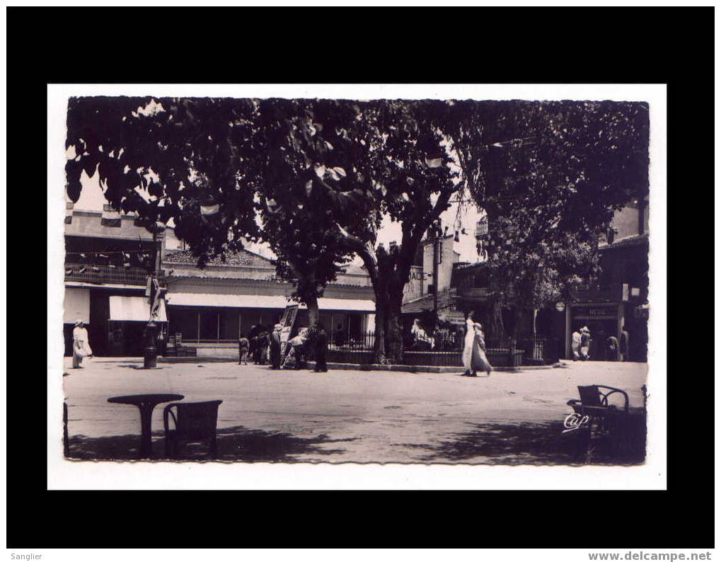 TEBESSA N° 12 - LA PLACE DE LA CASBAH