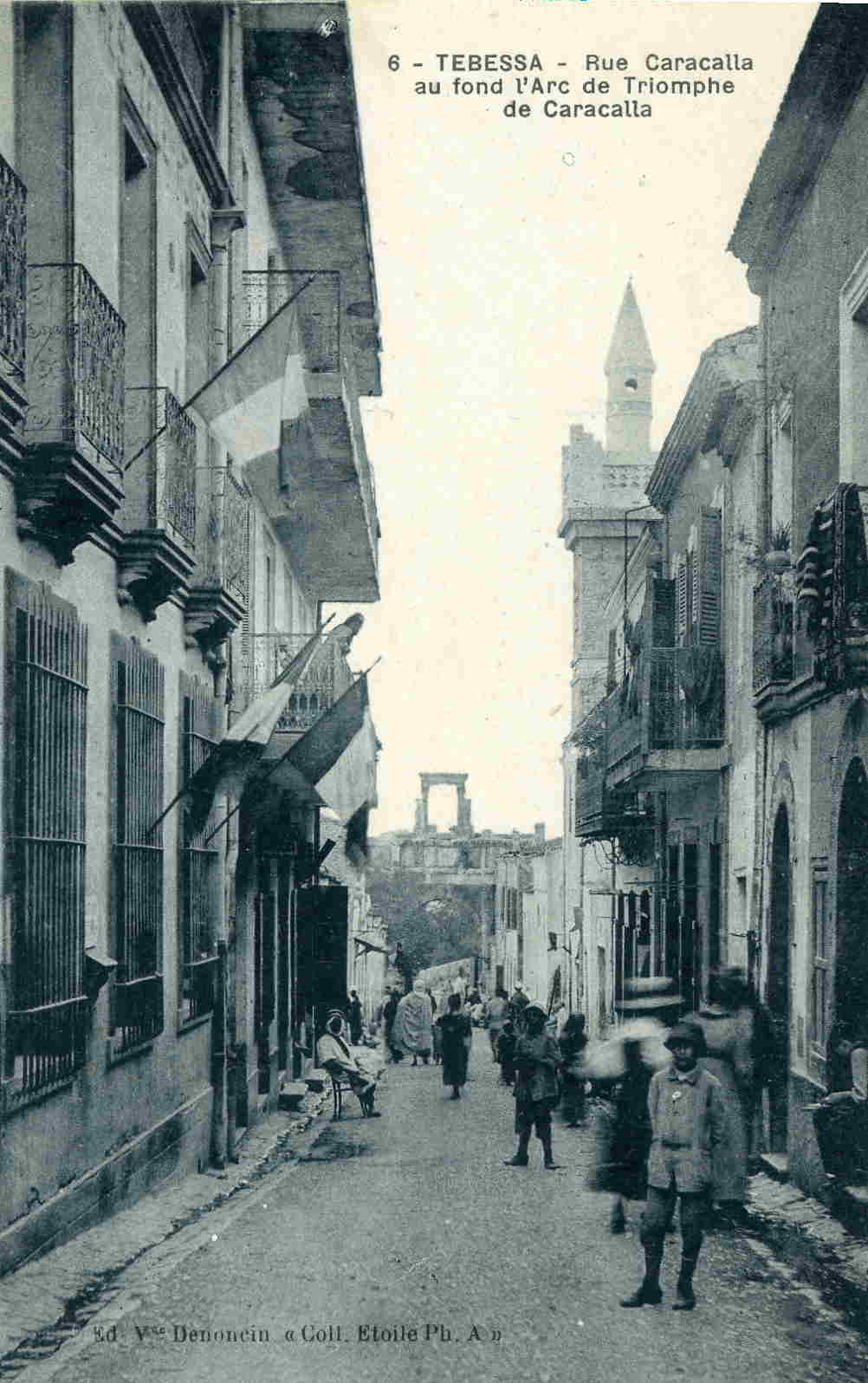 TEBESSA - Rue Caracalla