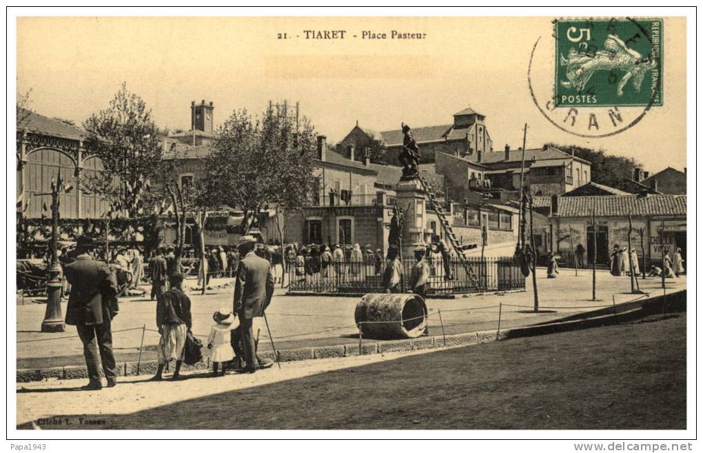 TIARET  place Pasteur